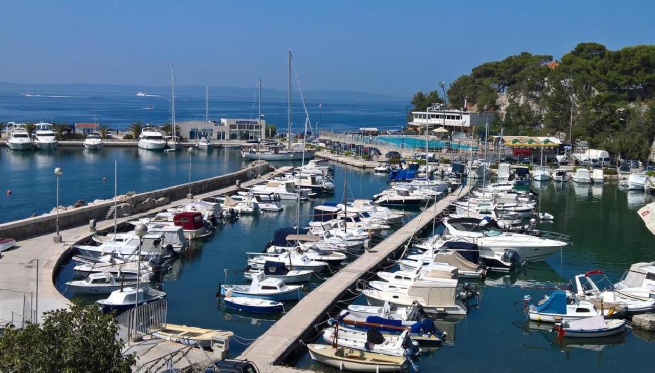 Near Beach Apartment Reno With Private Parking Split Eksteriør bilde