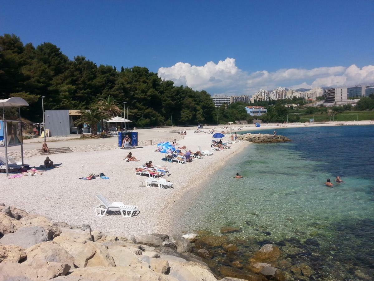 Near Beach Apartment Reno With Private Parking Split Eksteriør bilde